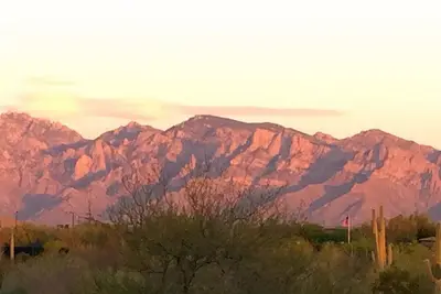 Image de Modern marble beauty with easy access to hiking, Utv, and mountain bike trails