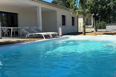 Image de Villa neuve avec piscine à Rosieres Ardèche 10 pers max