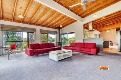 Image de Venus Bay, 2nd Estate, 300m from Beach. Hear the sounds of the ocean from bed!
