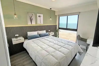 Image de Luxury Oceanfront Suite with Stunning Views, Fully Furnished and Modern