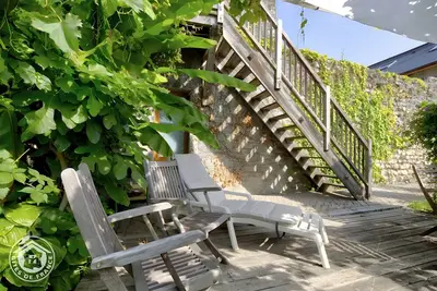 Image de Maison de vacances 'Chateau De Merande' avec vue sur les montagnes, terrasse privée et Wi-Fi