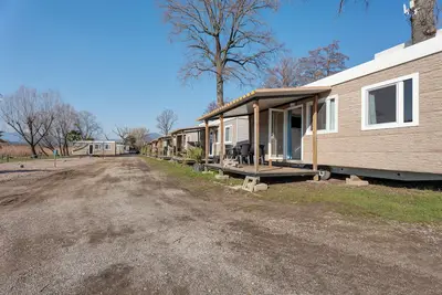Image de Mobile Home 'Casa Mobile Standard 1' avec vue sur le lac, Wi-Fi et climatisation