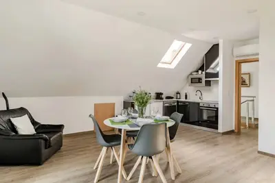 Image de Maison de vacances 'Quinta Do Bairro - 1Âş Andar' avec vue sur la montagne, Wi-Fi et climatisation