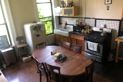 Image de Charming, Sunny 2-Bedroom in Fort Greene