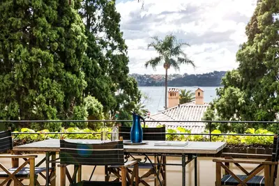 Image de Harbour Views from Exclusive Address - 3 bedrooms, huge balcony, pool, laundry