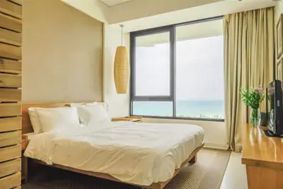 Image de A cozy apartment in Resort, filled with sunshine.