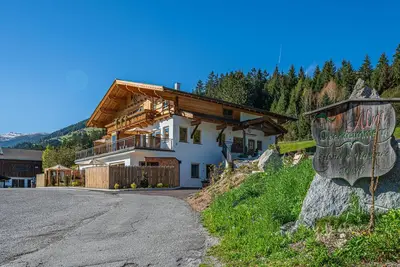 Image de Confort authentique avec vue sur les montagnes