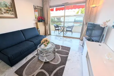 Image de Ref Fleur51 by Palmes d'Or Properties