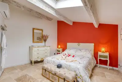 Image de Gite romantique le Love Baroque a 5mn de Pezenas la ville de Molière