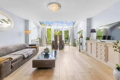 Image de Family-Friendly 3br | Garden Stay Near Bluewater