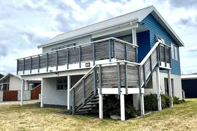 Image de 4br Beachside Home with Outdoor Dining