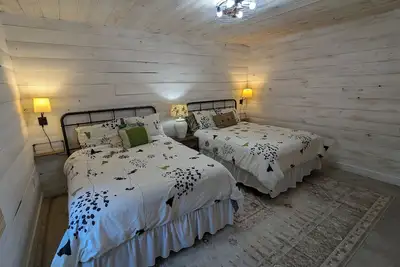 Image de Cozy 2-bedroom apartment in charming Cullman on Duck River Reservoir!