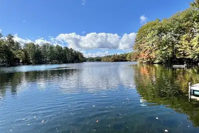 Image de Waterfront On Pettengill Pond