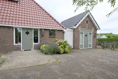 Image de Grand appartement dans une ancienne ferme, au centre de la ville de Workum