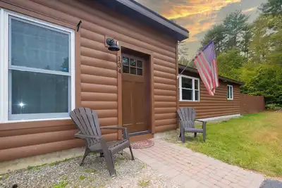 Image de Forever Wild Cabin -River Access & Hiking -1 level in Brant Lake