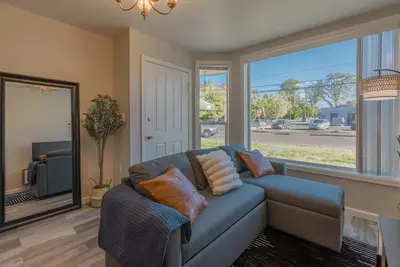 Image de Cozy 1br Near Downtown Fg & Pacific University