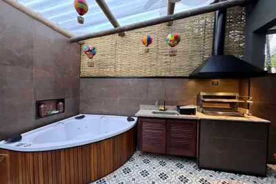 Image de House 50 meters from the beach with Jacuzzi and barbecue
