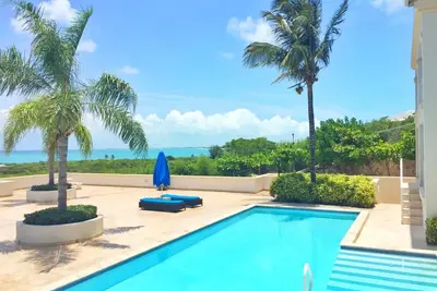Image de Beautiful Beach Studio - Minutes from Grace Bay