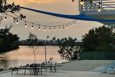 Image de Stunning brand new home in Buccaneer Pointe
