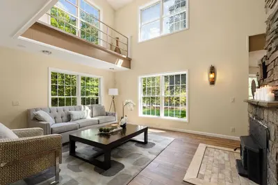 Image de Charming 3-bedroom villa with WiFi, Ac in fabulous Monroe
