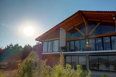 Image de Charming Chalet in Tapalpa, Mexico with Game Lounge & Pet-Friendly Amenities!