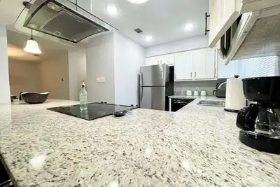 Image de Welcoming all Traveling Professionals - 30 day stays