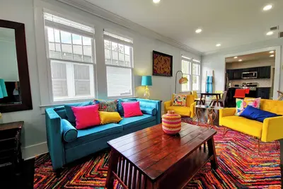 Image de 3-bedroom in Mid City, walking distance to Lsu lakes, Garden District