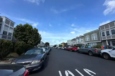 Image de Charming Living Space with 1 bathroom and WiFi, Ac in peaceful Daly City