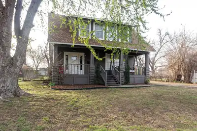 Image de Plaza District 3br/2. 5 Bath - Full Home