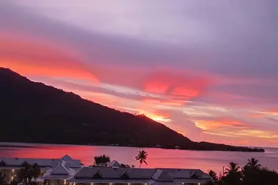 Image de Tropical Sunset Paopao Moorea