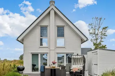 Image de Nordstjernen - infrared sauna, 2 bathrooms, fireplace, terrace, beach chair, 2 parking spaces