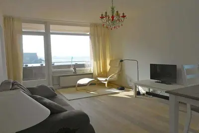 Image de Mer bleue dans la maison des aurores boréales
