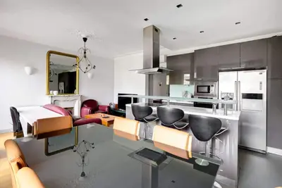 Design & Climatisé - 2br - Cuisine équipé