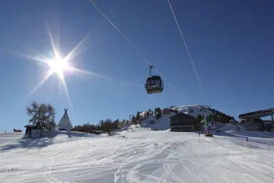 Image de Ski In/Ski Out Beautiful on Piste 2 Bedroom apartment in Veysonnaz, Switzerland