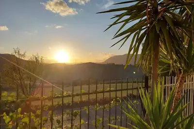 Image de Villa entourée de verdure avec piscine à Caccamo entre Palerme et Cefalu'