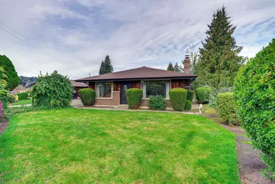 Image de 1 Mi to Snoqualmie River: Pet-Friendly Home!