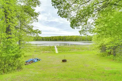Image de Secluded Lakefront Gem on 300 Acres in Webster