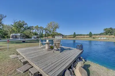Image de Steamboat Rock Cabin Near Trails & River!