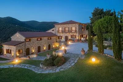 Image de Entire Villa for Family Reunion, Retreats & Events for up to 30 guests