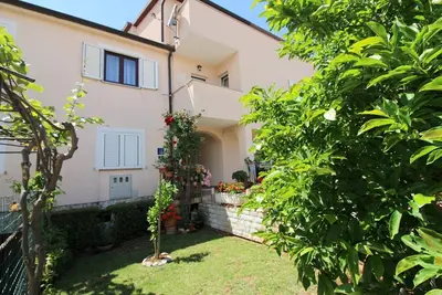Image de Appartement spécial avec balcon privé, climatisation, WiFi, barbecue à quelques minutes de la plage