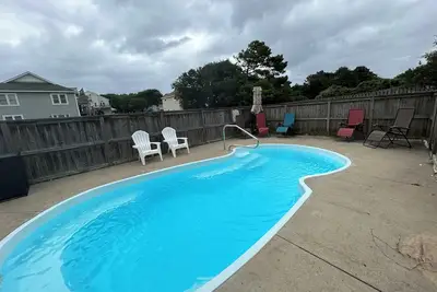 Image de Blue Mouse Coastal Retreat with Private Pool and Hot Tub in Kitty Hawk