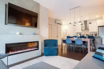 Image de Le Saphir, Nouveau, Spacieux Condo 2 chambres, Centre-ville de Québec 5*