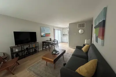 Image de Charming 2 Bedroom Apartment in Libertyville