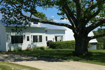 Image de Quintessential Farmhouse with WiFi and incredible views in Brownington, Vt