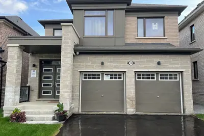Image de Spacious 4-bedroom house in Pickering