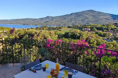 Villa Kalliste 3 pièces avec vue mer sur les hauteurs de Propriano