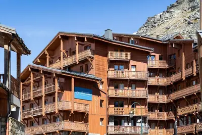 Image de Ski aux pieds | Espace bien-ĂŞtre + piscine