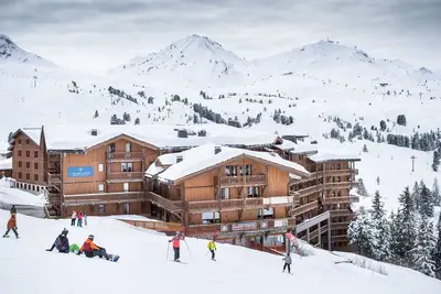 Image de Ski aux pieds | Vue imprenable + piscine et sauna