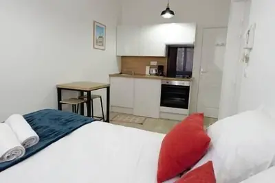 Image de Studio, Au détour du beffroi