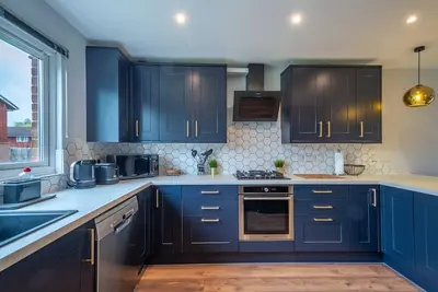 Image de 16 Waterloo Close, Newmarket